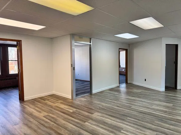 177 Main St #5, Lewiston, ME 04240