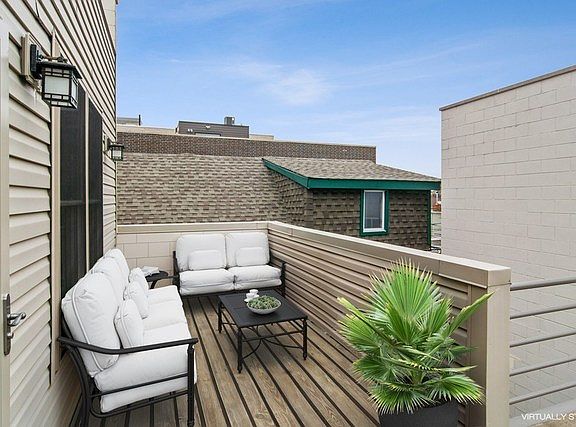 3rd image of 2451 N Clybourn Ave APT 11