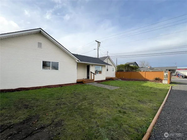 137 E Fir Street, Sequim, WA 98382