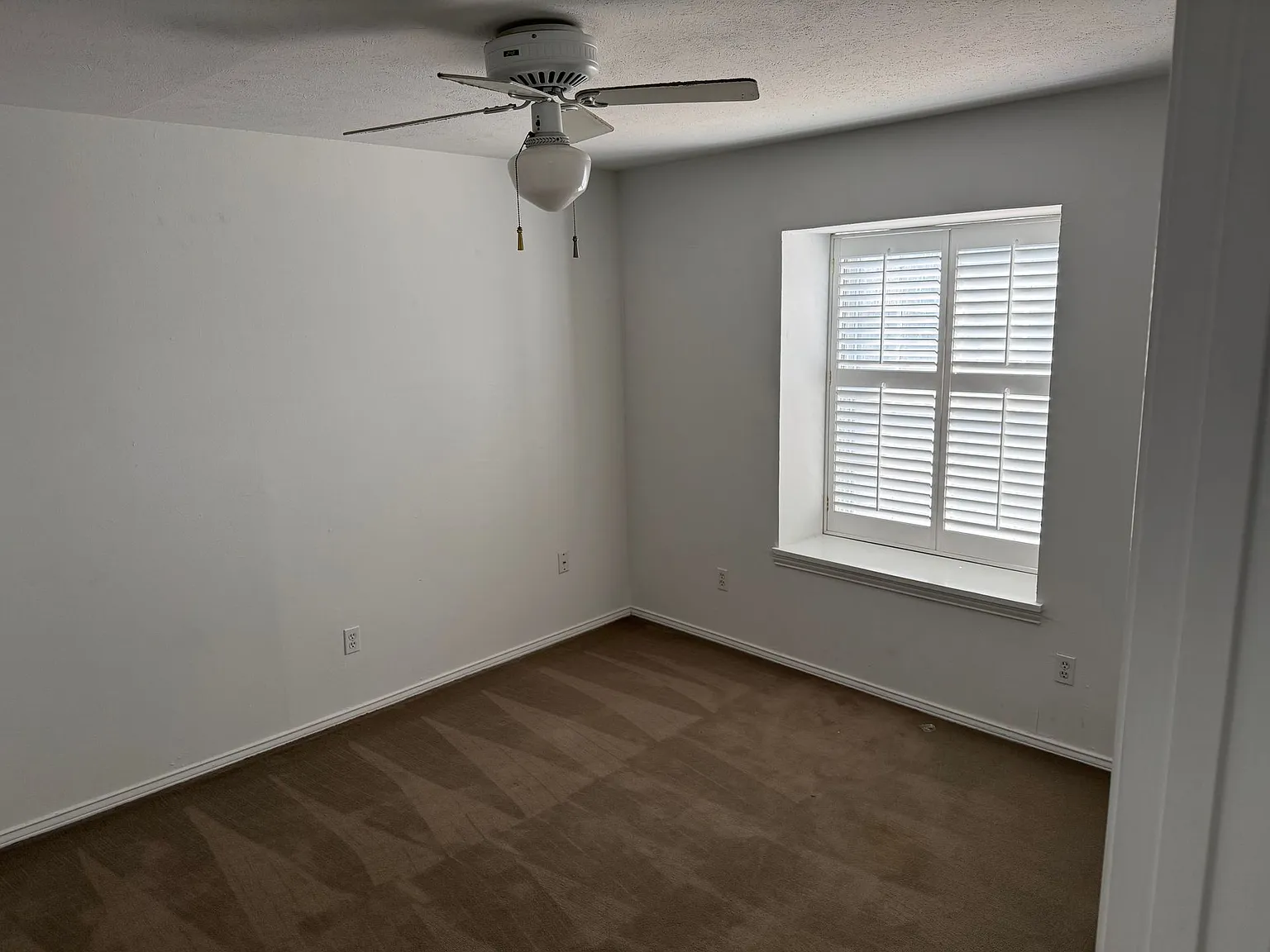 Kings Palace Apartments - Affordable Knox Henderson Units! Flexible Lease Terms Available — Photo 4