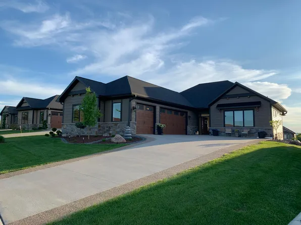 905 Somerby Pkwy NE, Byron, MN 55920