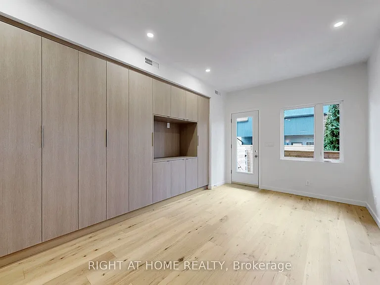 14 Salem Ave #1 — Photo 3