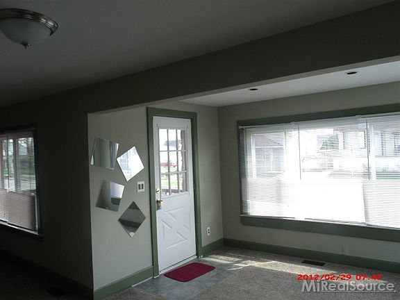 3rd image of 17727 Tennyson St