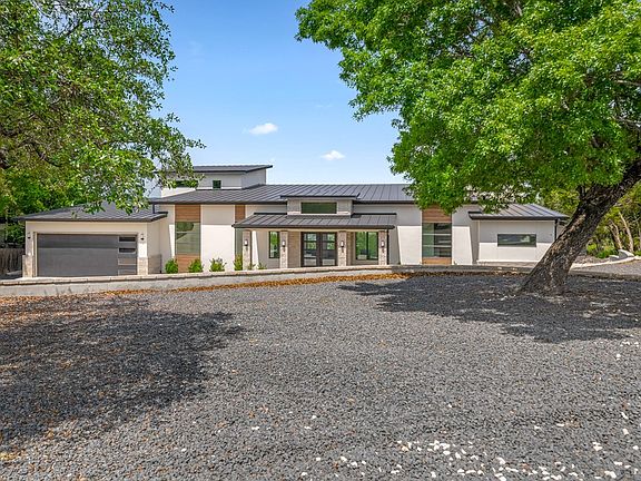5th image of 270 Lehmann Dr S