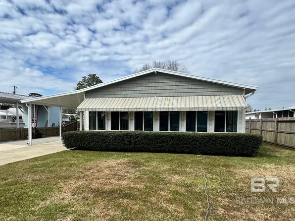 1165 Santa Anna Ln, Lillian, AL 36549