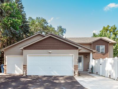 307 Hayden Lake Rd W, Champlin, MN, 55316