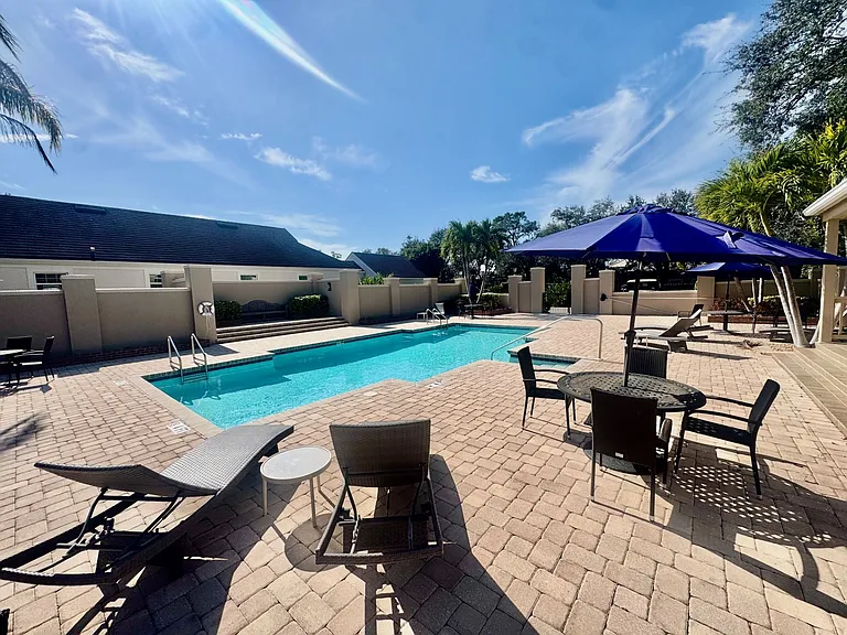 32 Bay Head Ln — Photo 22