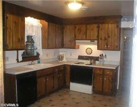 4th image of 11906 Mountain Laurel Dr