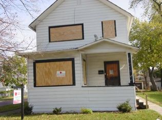 15601 S Vine Ave, Harvey, IL 60426