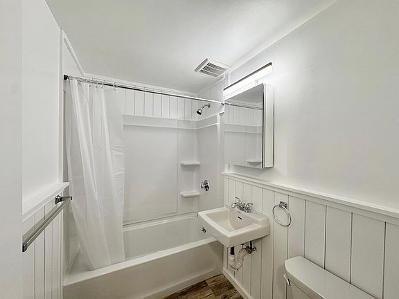 2nd image of 240 Belmont St #13