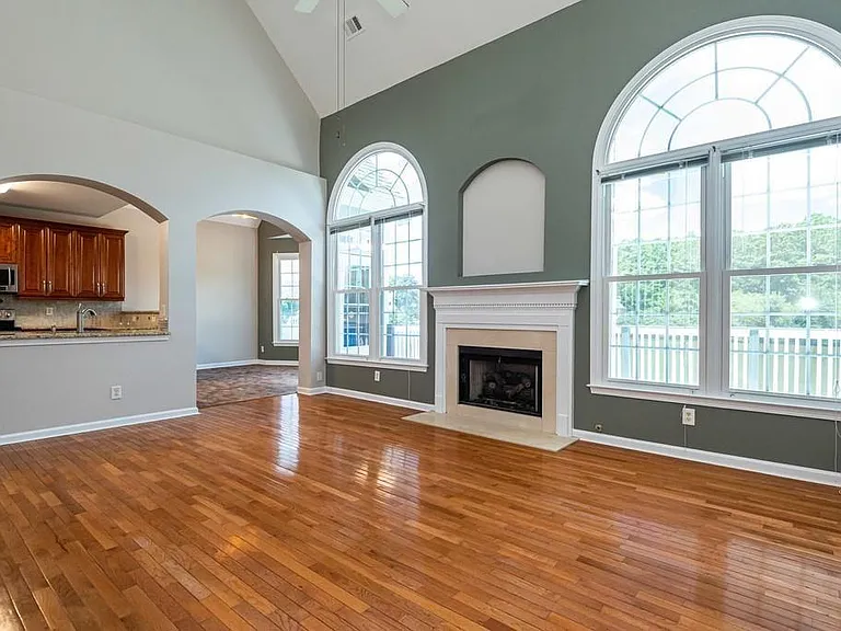 225 Heritage Lake Dr — Photo 40