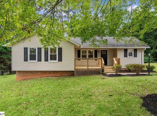 318 Sharon Ln, Easley, SC 29640