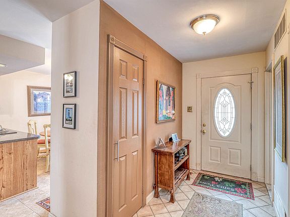 4th image of 1330 Quimet Rd