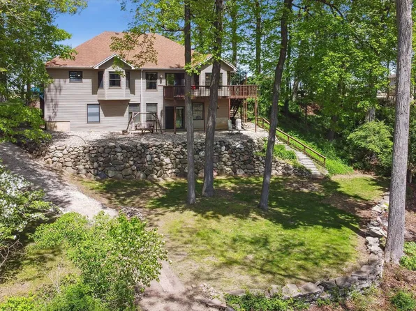 21631 Puterbaugh Ln, Cassopolis, MI 49031