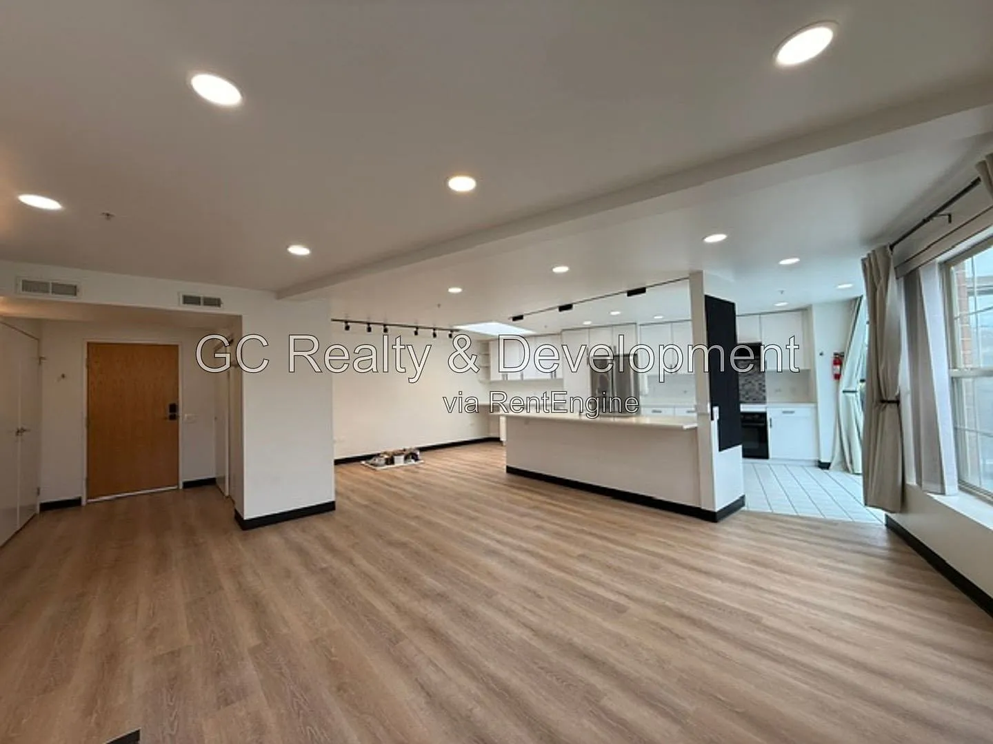 2 bed, 2.0 bath, 1450 sqft, $2,995 — Photo 2