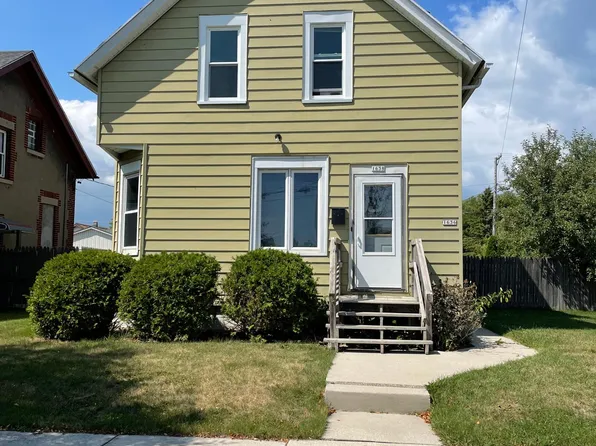 1638 Saemann Ave, Sheboygan, WI 53081