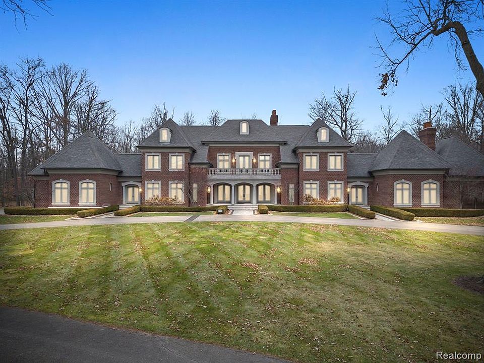 21101 Cambridge Dr, Northville, MI 48167 | Zillow