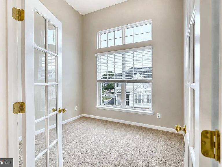 25340 Lake Mist Sq #301 — Photo 16