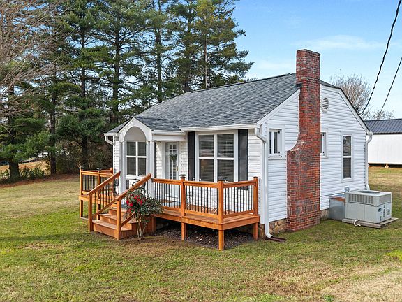 4th image of 123 Highland Dr