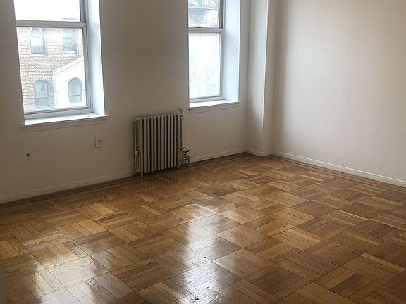 4th image of 2100 Beekman Pl #6E