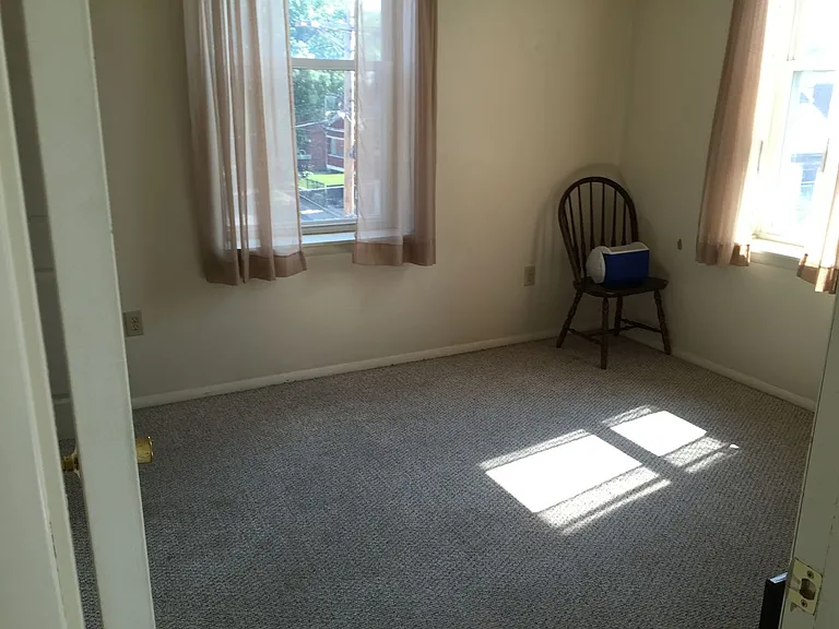 706 Mifflin St #302 — Photo 4