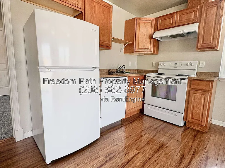 1212 E Sherman Ave #1 — Photo 5