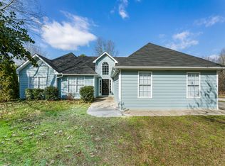 329 Cobblestone Rd, Auburn, GA 30011