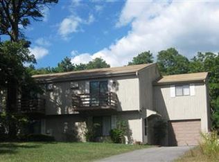 26 Heritage Dr #26, Buzzards Bay, MA 02532