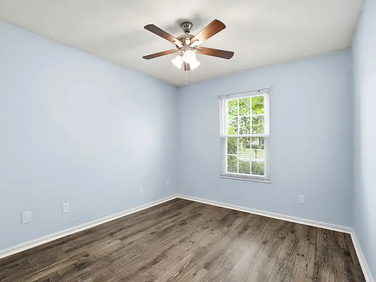 9083 Marquis Dr — Photo 21