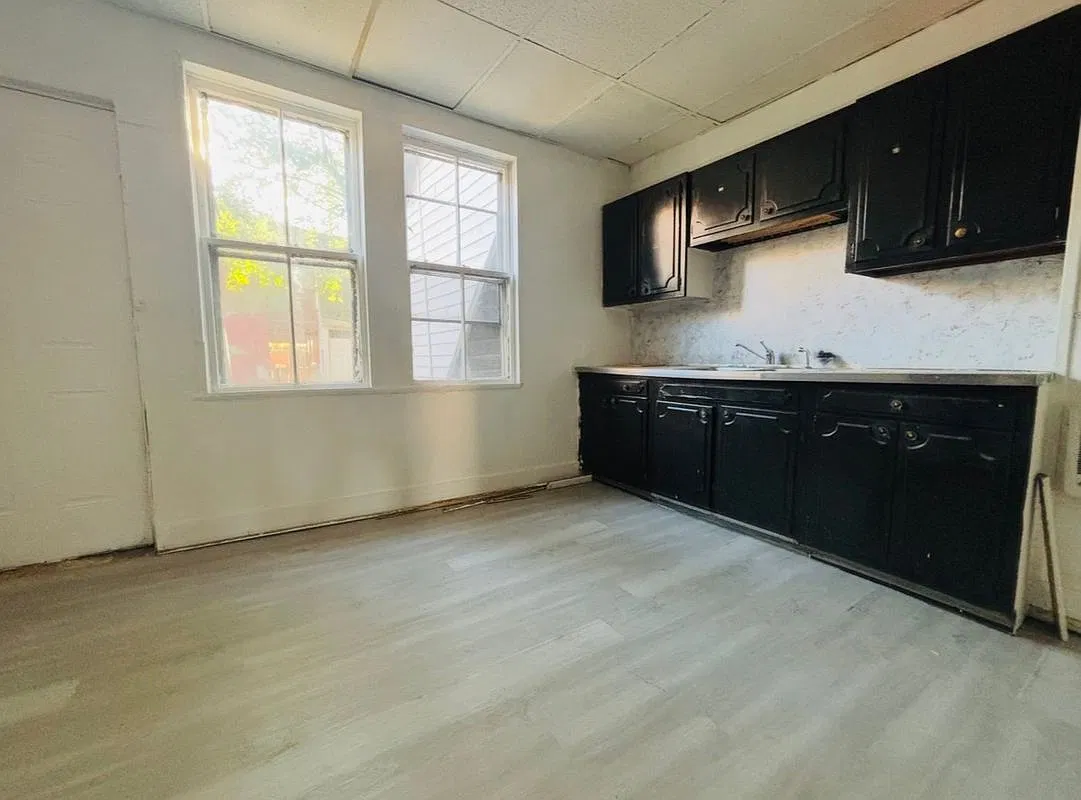1 bed, 1.0 bath, 1000 sqft, $1,200 — Photo 4