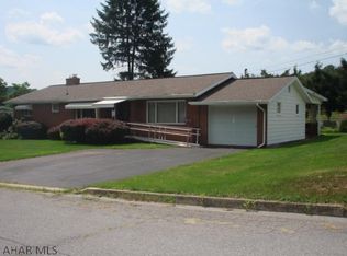 403 Madison Ave, Tyrone, PA 16686