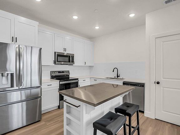 5th image of 6051 S Silver Birch Ln Unit 5102