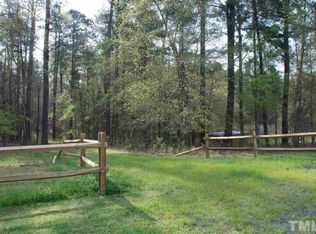 2 Hatch Rd, Chapel Hill, NC 27516