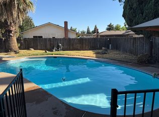 2017 S Sowell St, Visalia, CA 93277