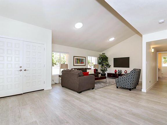 4th image of 7517 E Woodsage Ln