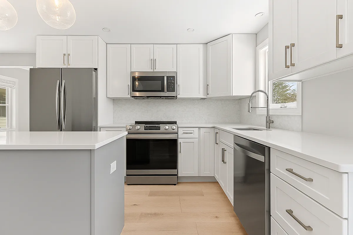 Building Photo - 14 Cos Cob Ave #3