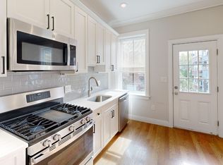 137 Cottage St #2, Boston, MA 02128