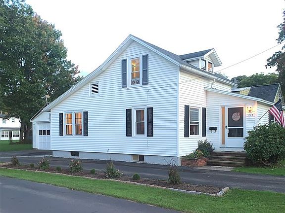 2nd image of 413 Clayton Ave