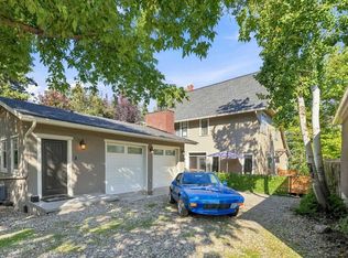 615 N Crescent Blvd SW, Calgary, AB T2S 1L1