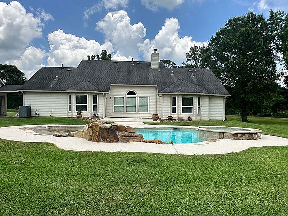 2nd image of 623 Norcross Ln