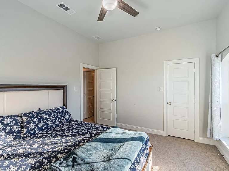5317 Squeezepenny Ln — Photo 11