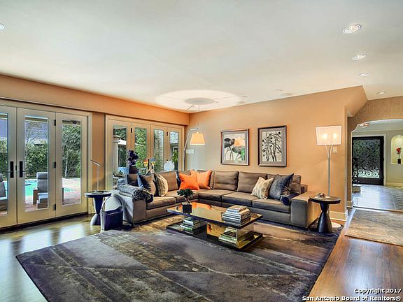 4th image of 408 Park Dr