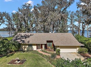 1322 Howard Rd, Leesburg, FL 34748