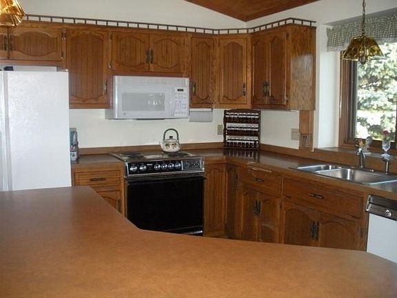 4th image of 5466 S Amberwood Ln #33