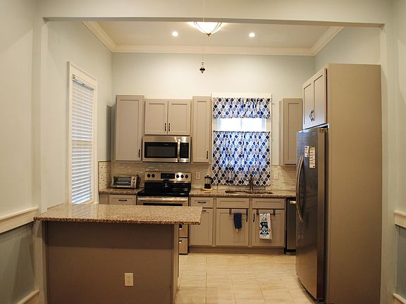 3rd image of 116 Brady St #A
