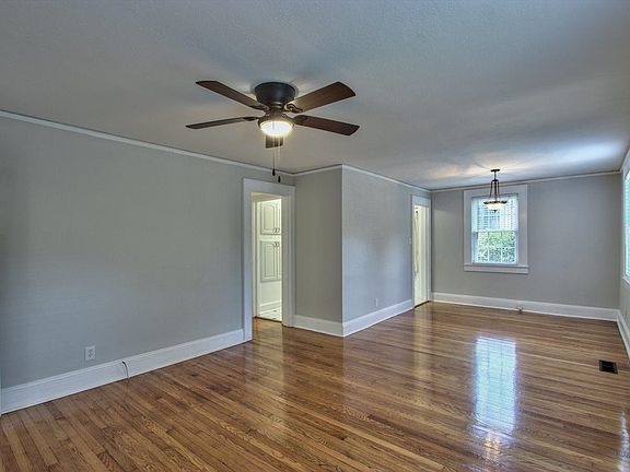 5th image of 611 Gunter St