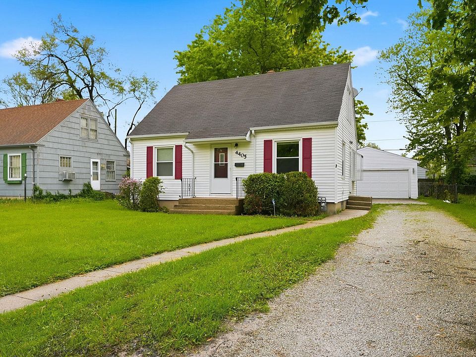 1st image of 4405 Plaza Dr