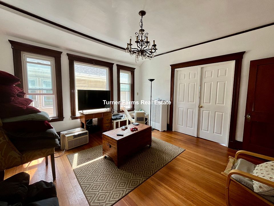 1st image of 100 W Adams St #2A