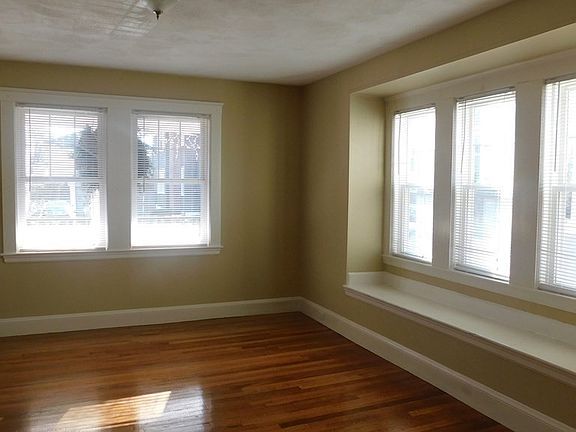 5th image of 20 Hovey St #20
