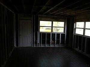 5th image of 4921 Stephen Girard Ave
